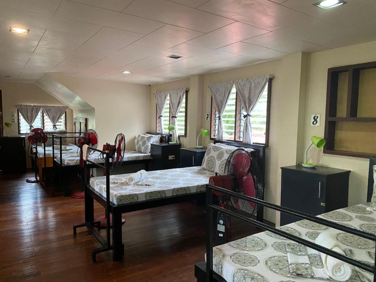 Happy Camper Hostel Coron Luaran gambar