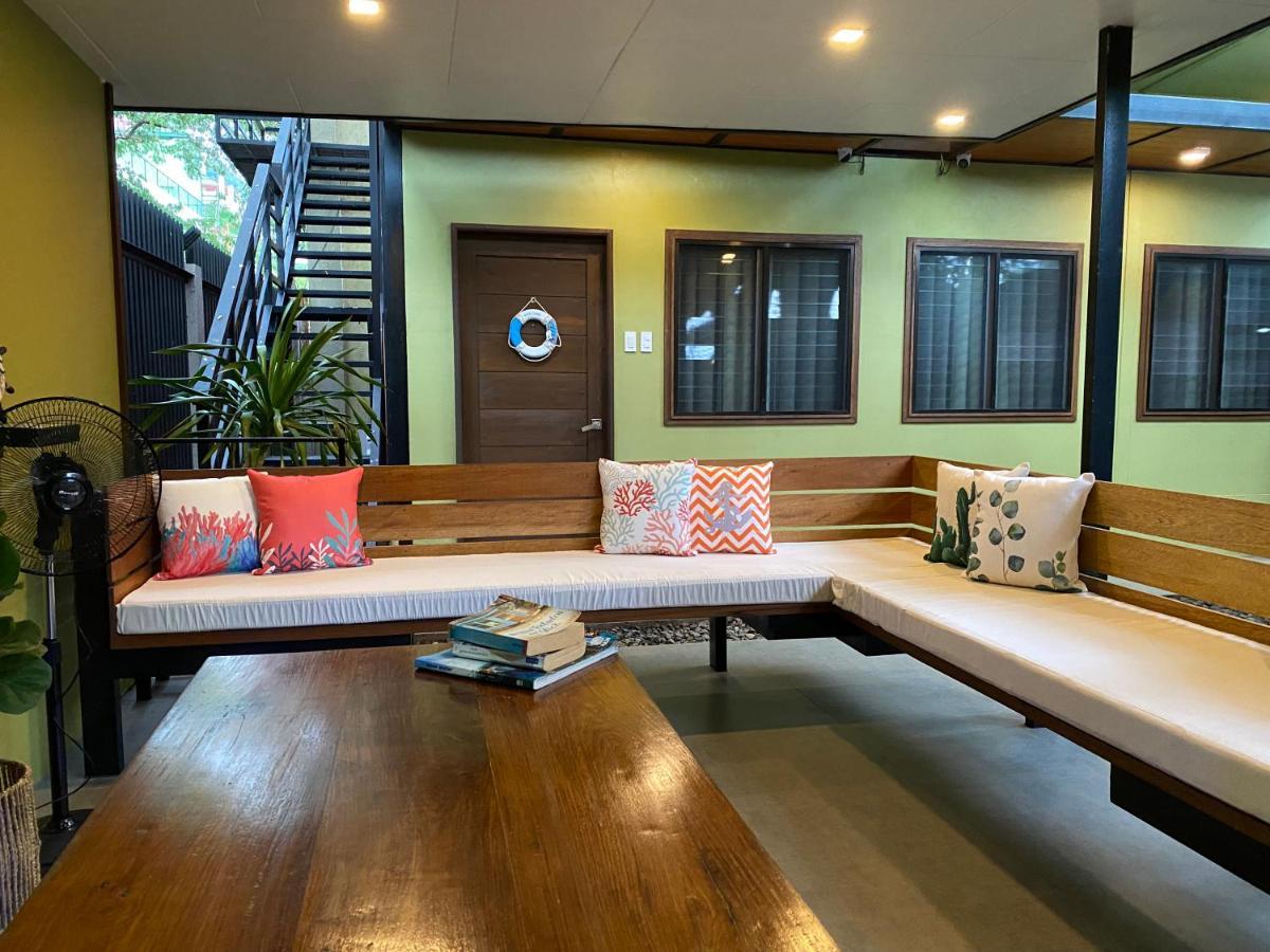 Happy Camper Hostel Coron Luaran gambar