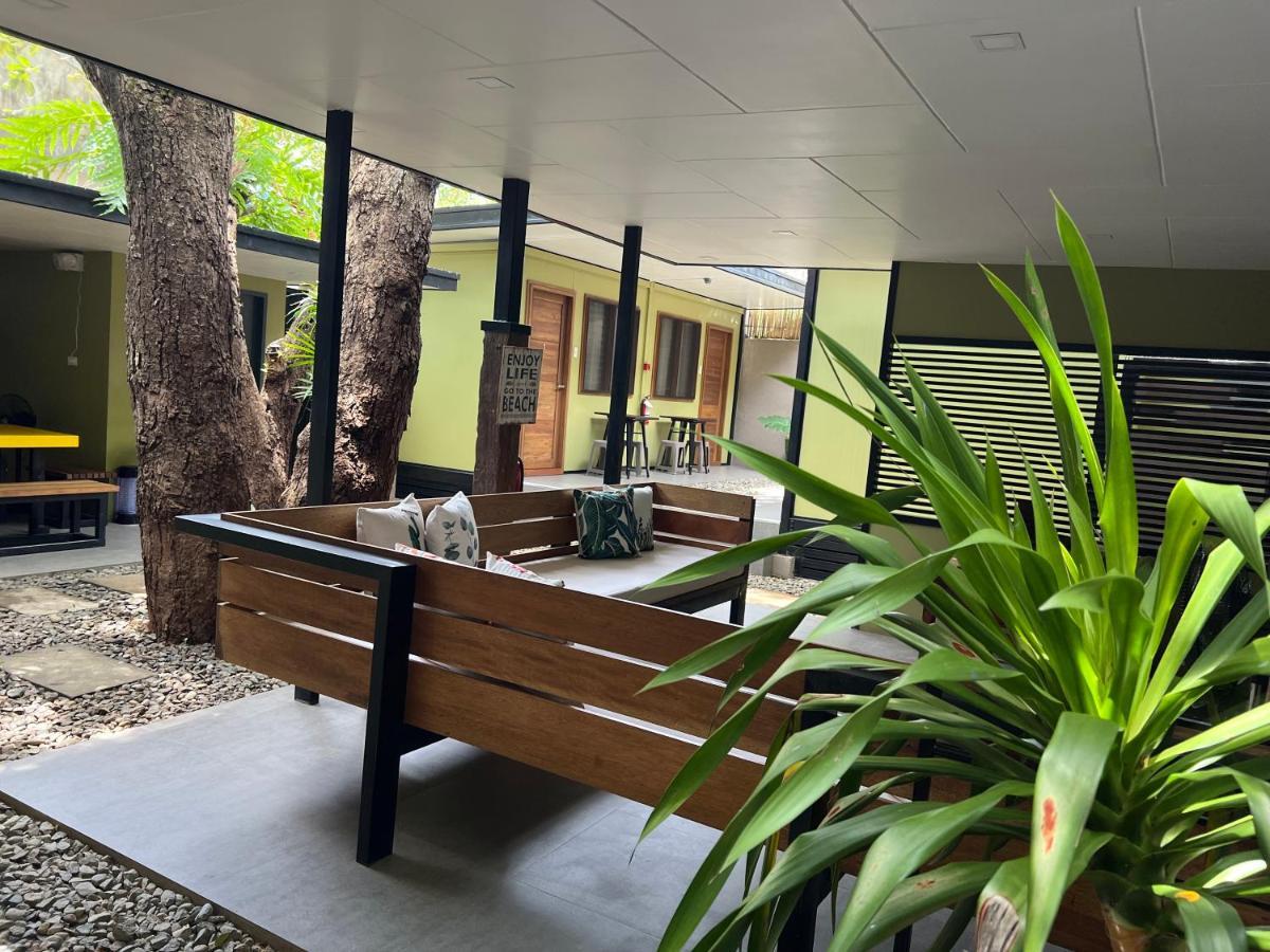 Happy Camper Hostel Coron Luaran gambar